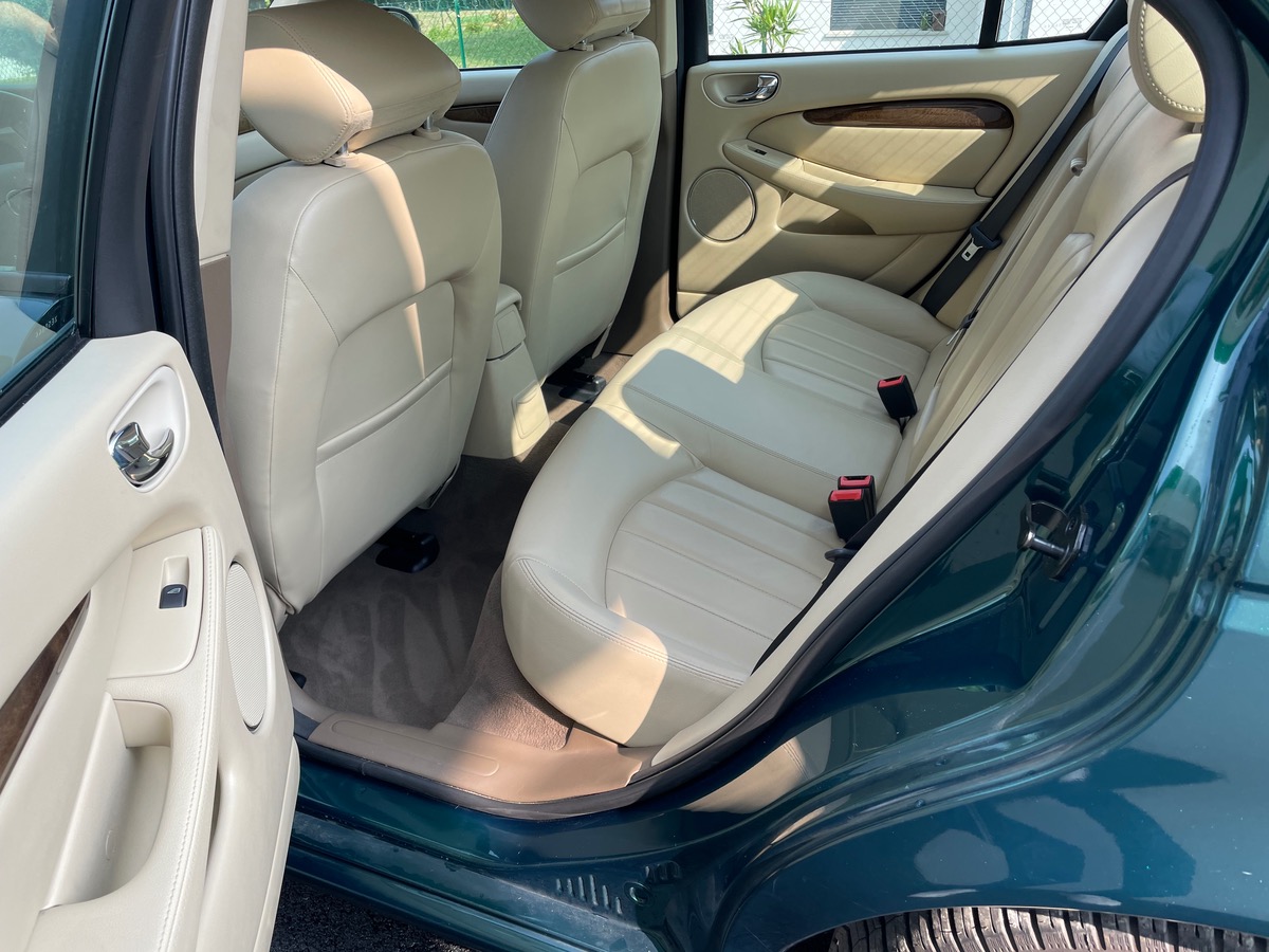 Jaguar X TYPE 2.5 V6 AWD