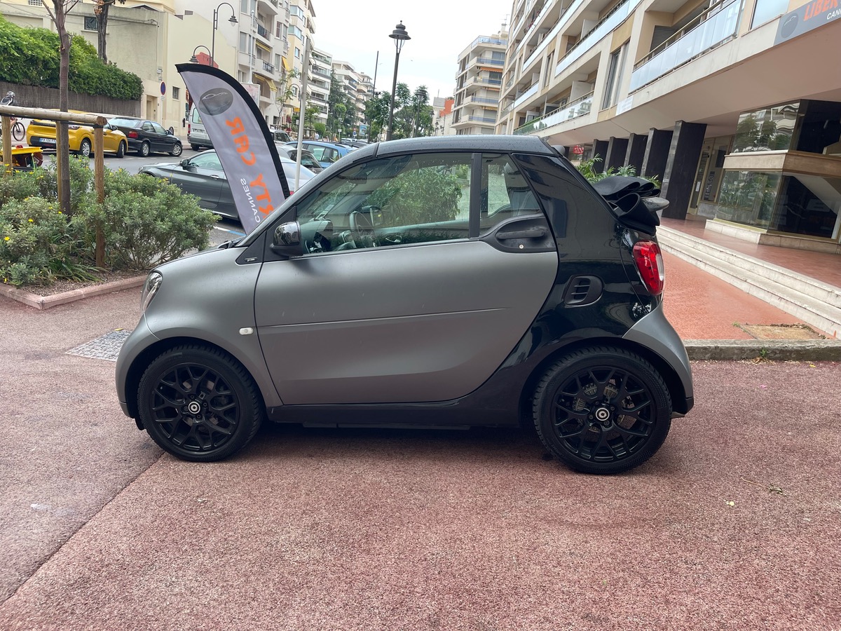 Smart FORTWO Cabriolet 90 CV / Prime/Caméra / Gps / Jantes Noires