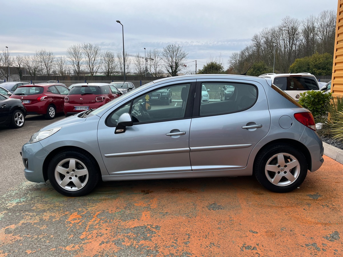 Peugeot 207 5 portes 1.4 HDi 68 ch