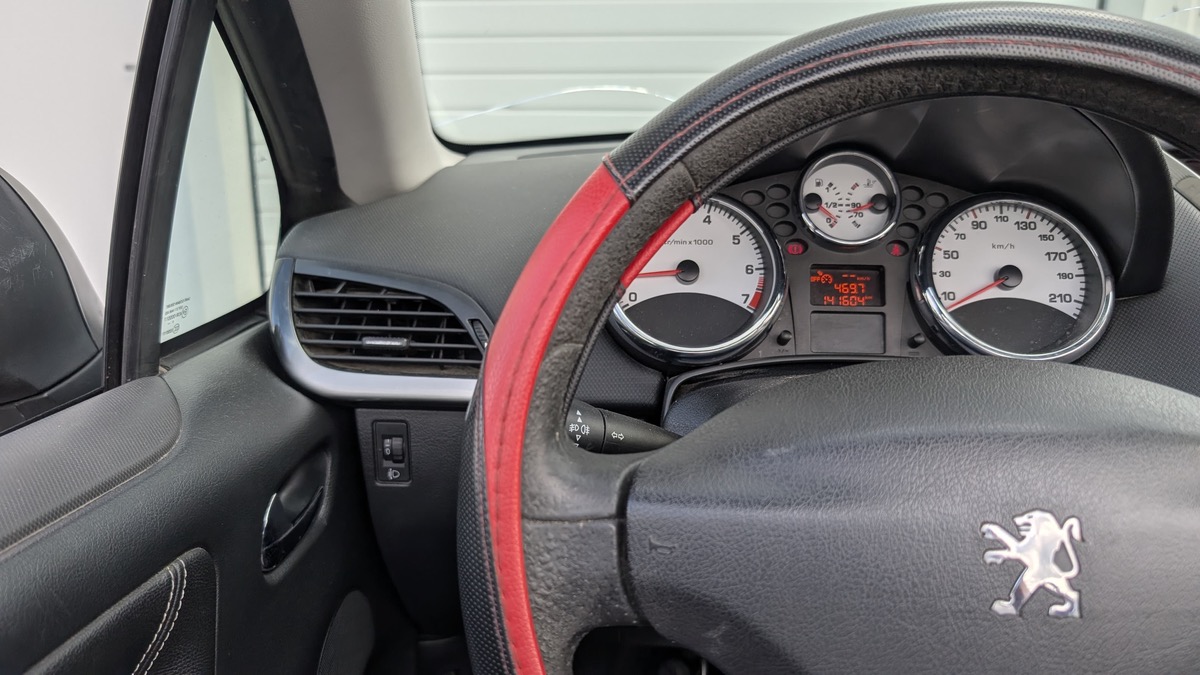 Peugeot 207 CC Pack Sport 1.6 VTI 120