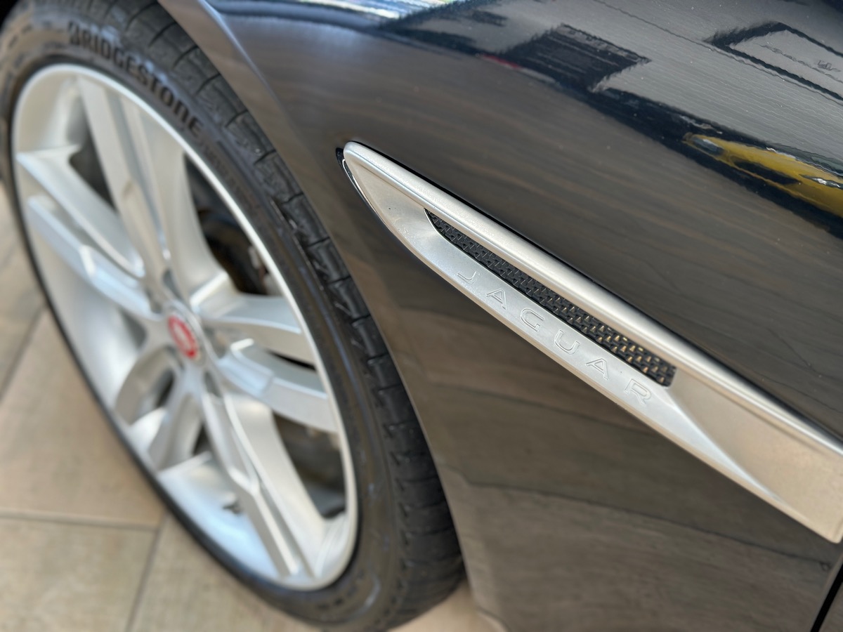 Jaguar XE D180 BVA AWD R-DYNAMIC SE