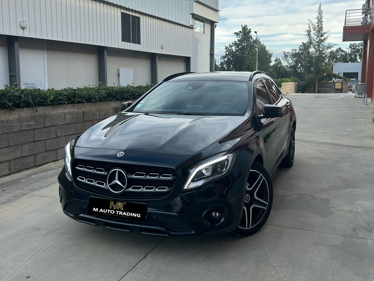 Mercedes-Benz Classe GLA 180 7g-dct SENSATION