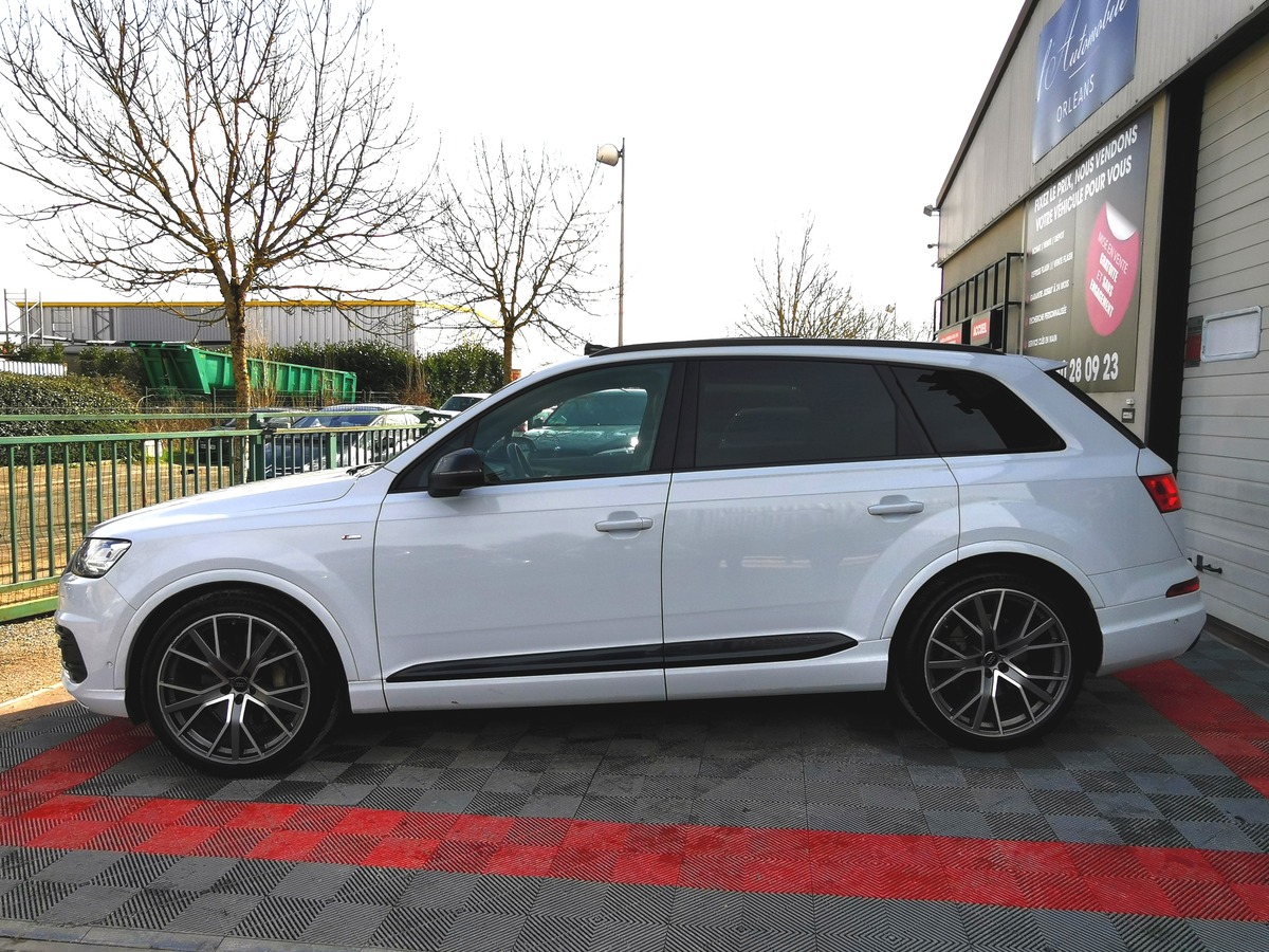 Audi Q7 50 TDI 286 S-LINE QUATTRO 7PL TO/BOSE/ATT