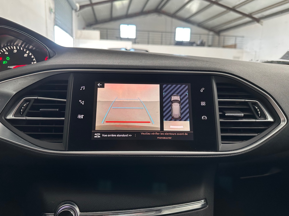 Peugeot 308 SW 1.5 BlueHDi 130cv ACTIVE BUSINESS - CarPlay / Caméra 360º