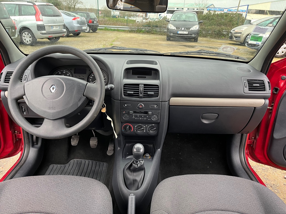 RENAULT Clio 1.5 dci