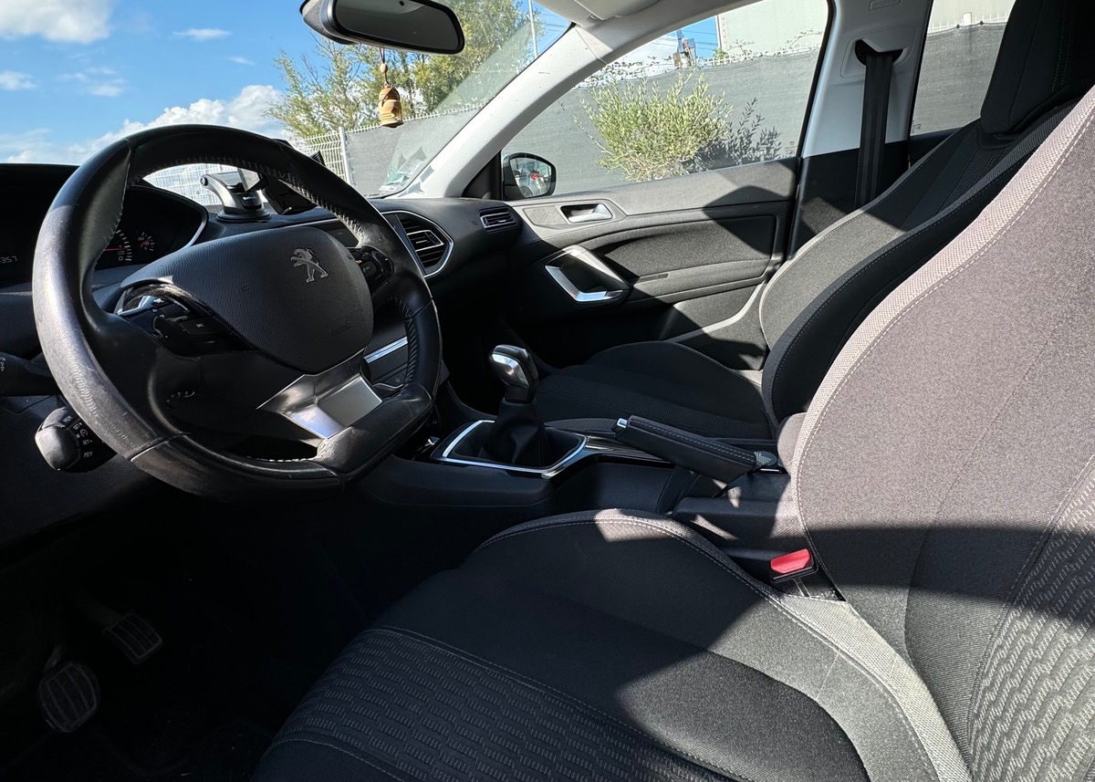 Peugeot 308 1.2 S&S 110 STYLE
