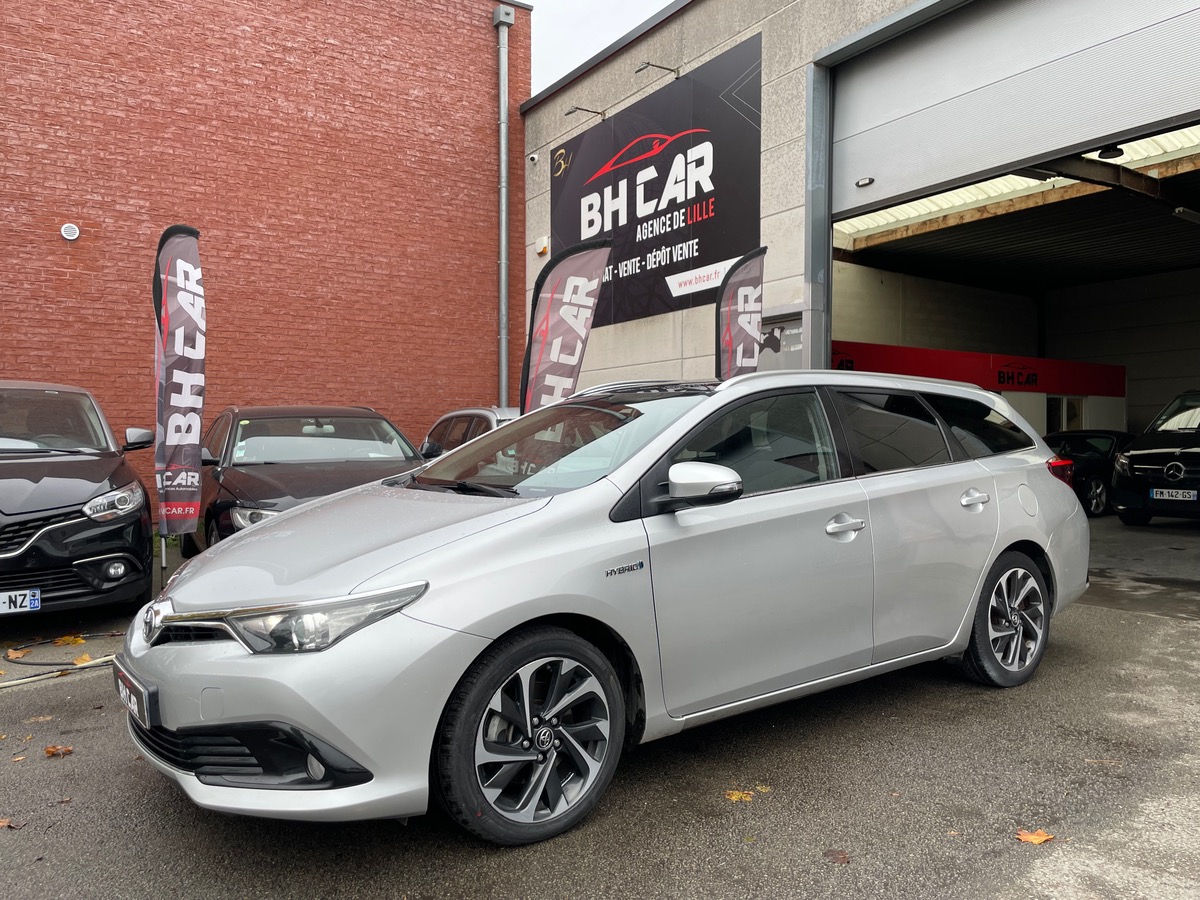 Image: Toyota Auris Touring Sports Hybride HSD 136h