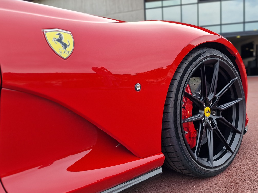 Ferrari 812 SUPERFAST 6.5 V12 NOVITEC 800 TVA C