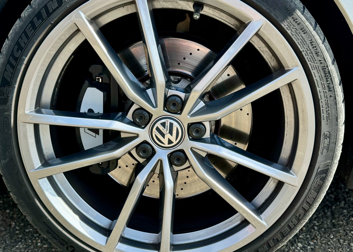 Volkswagen Golf 7 R