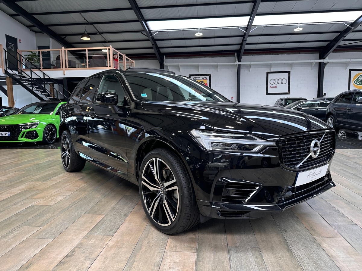 Volvo XC60 T6 AWD 253 + 87cv R-Design Geartronic / 1ère Main / Attelage / Toit Pano