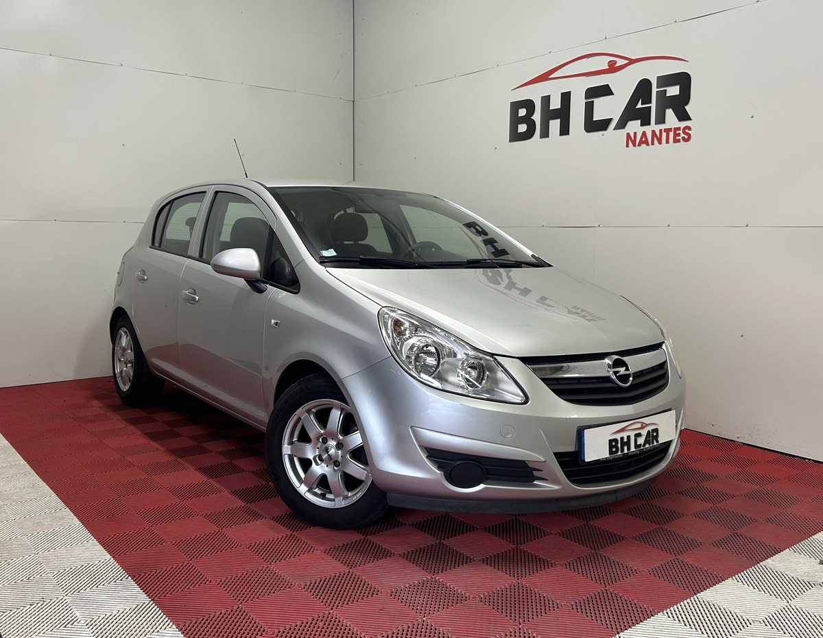 Image: Opel Corsa 1.2i 80 CH