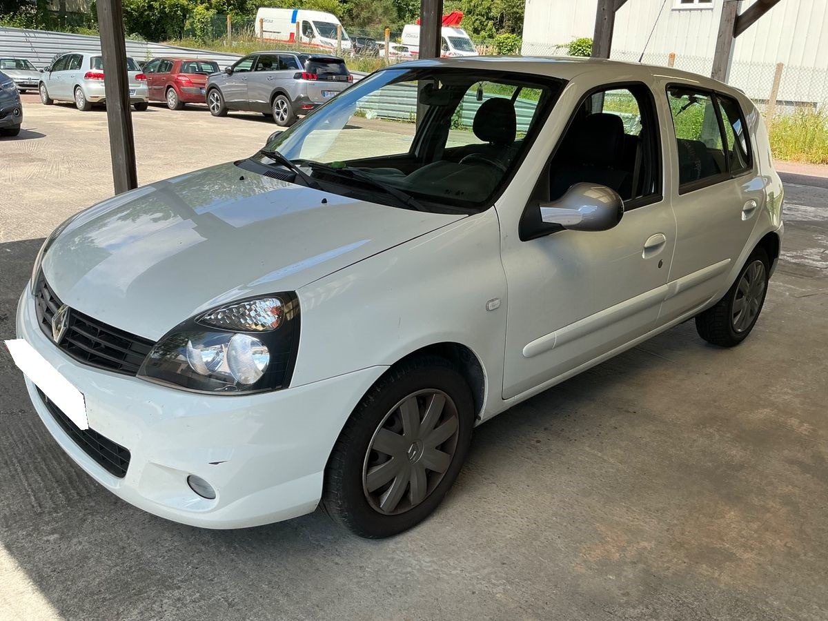 RENAULT Clio II 1.2i 16v 75 Campus ByeBye