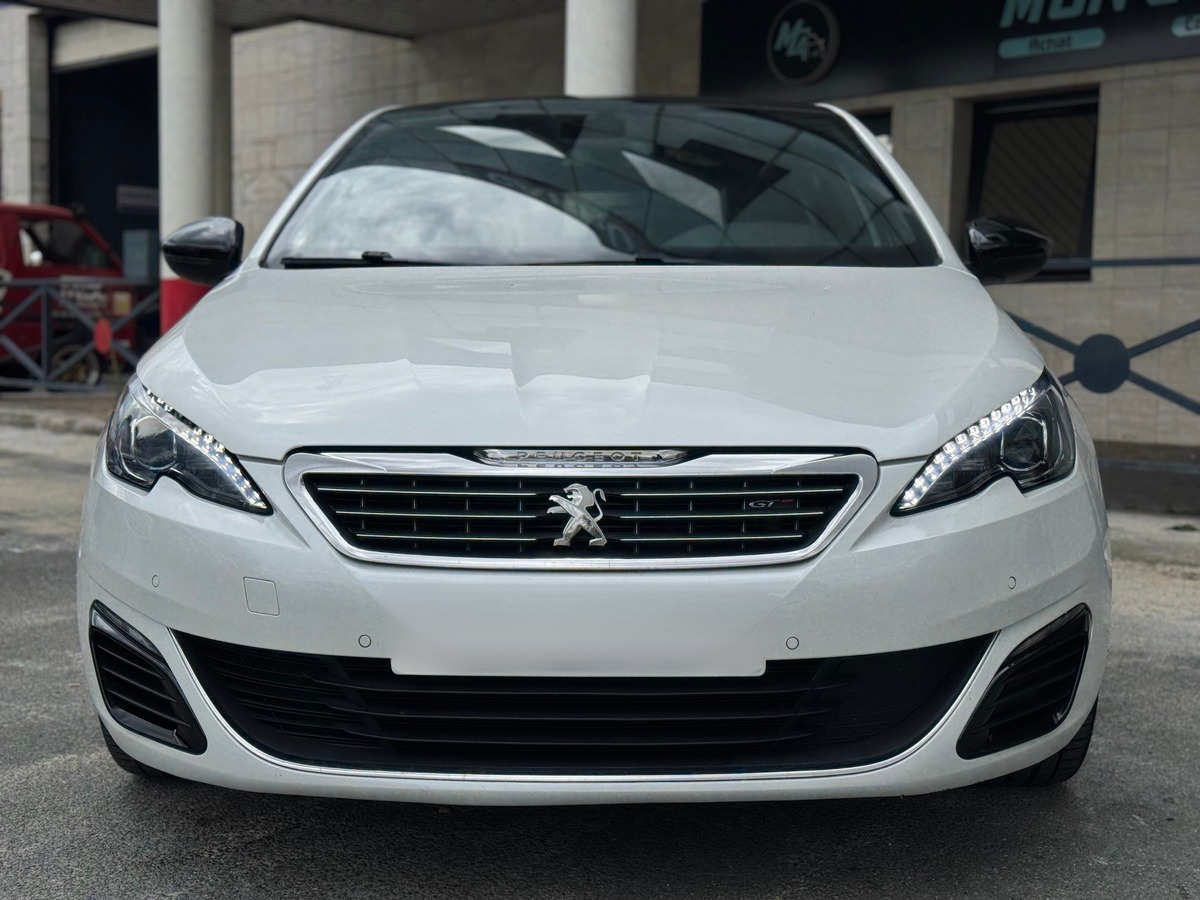 Peugeot 308 GT II (T9) 2.0 BlueHDi 180 cv Boîte auto - Toit Pano