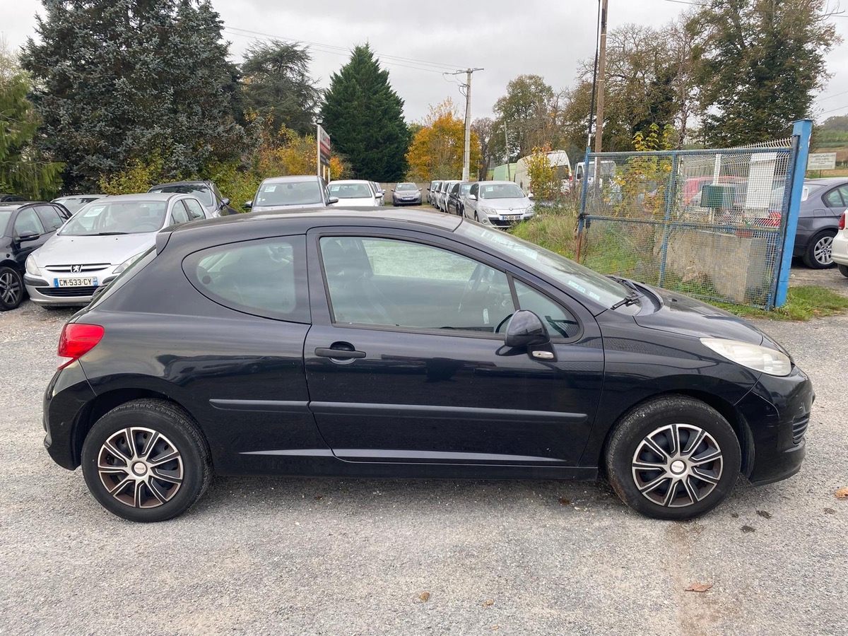 Peugeot 207 1.4i 75cv 167004km confort