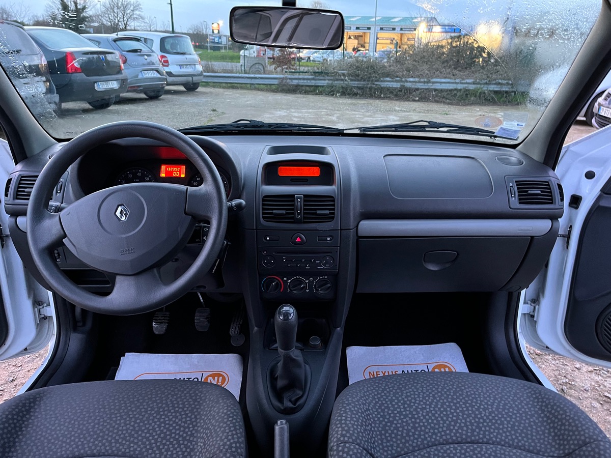 RENAULT Clio 1.5 dci