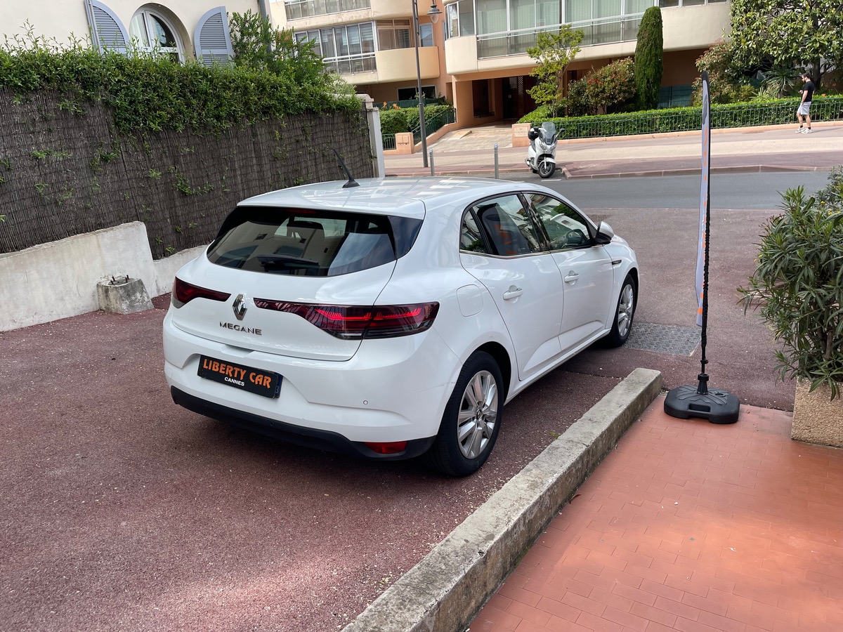 RENAULT Megane dCI 115 CV Phase 2 / CarPlay / Boite Auto /