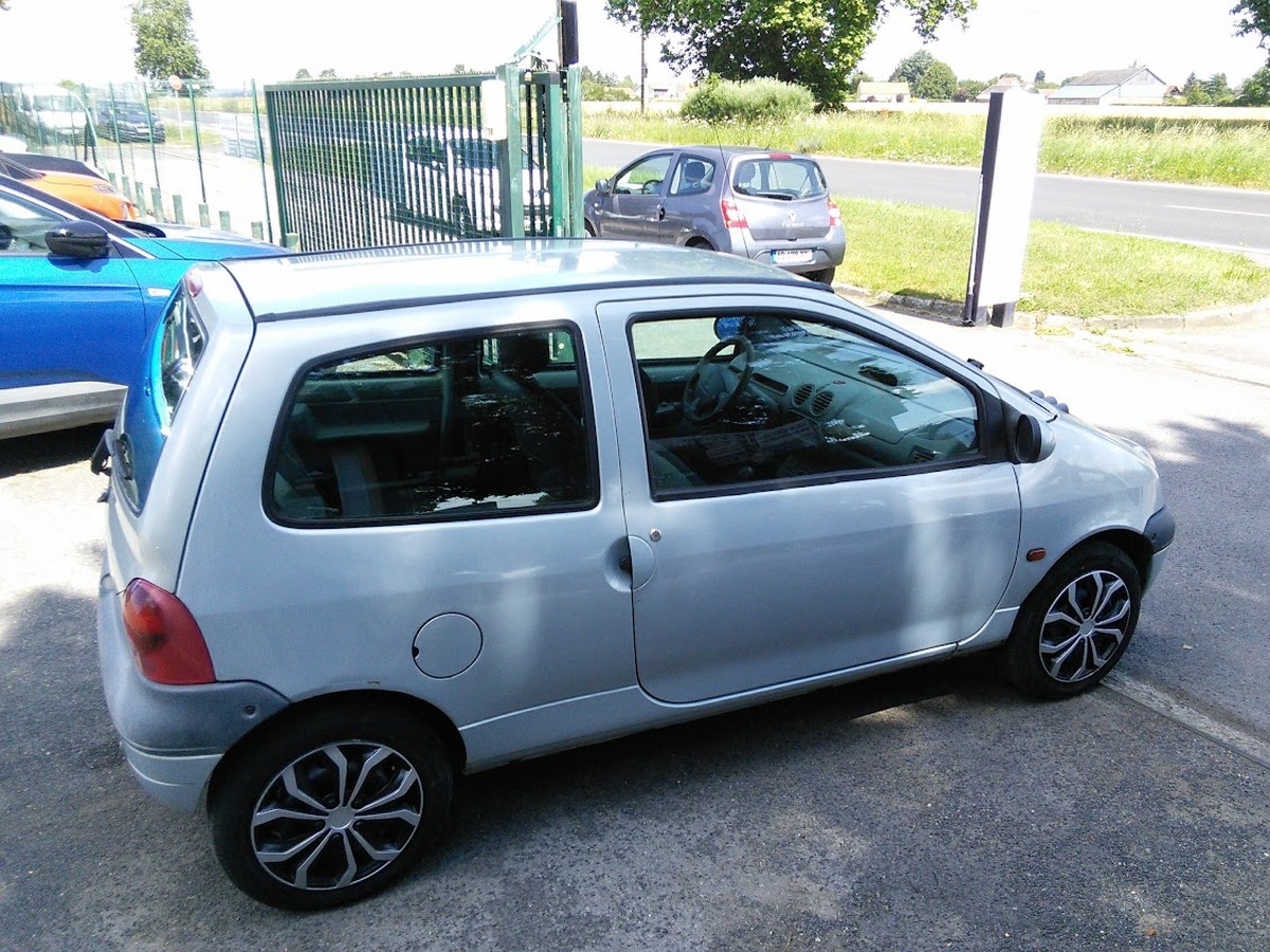 RENAULT Twingo 1.2 i 60