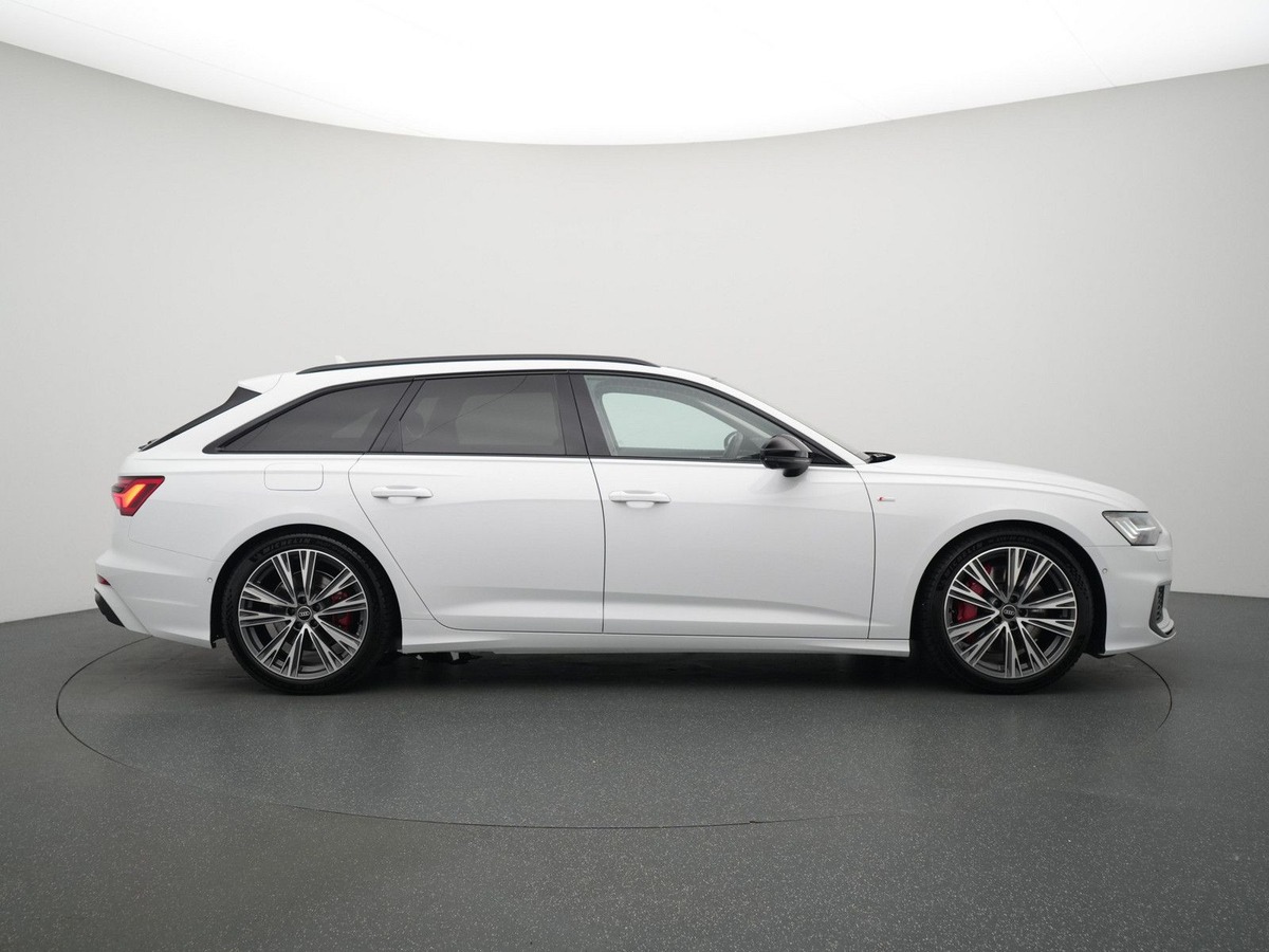 Audi A6 Avant V 55 TFSI 340ch S line quattro S tronic 7/Toit ouvrant/Caméra 360/Feux matriciels