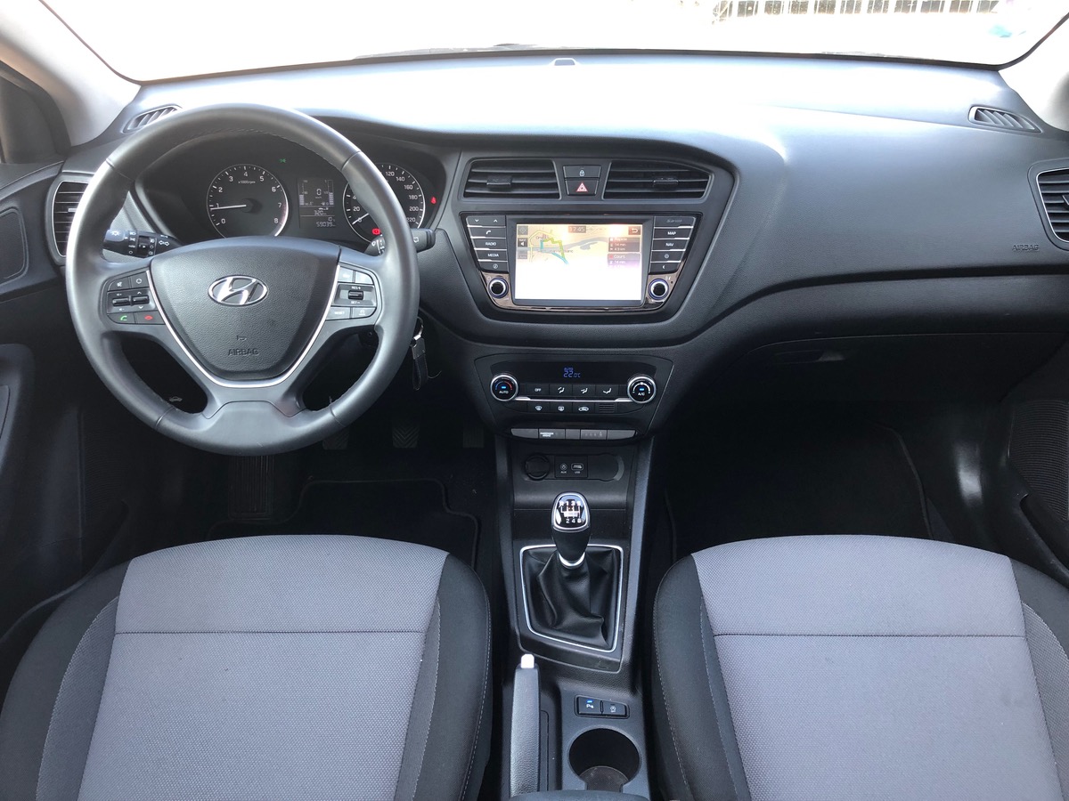 Hyundai i20 PHASE 2 ACTIVE 120 1°MAIN TOIT OUVRANT