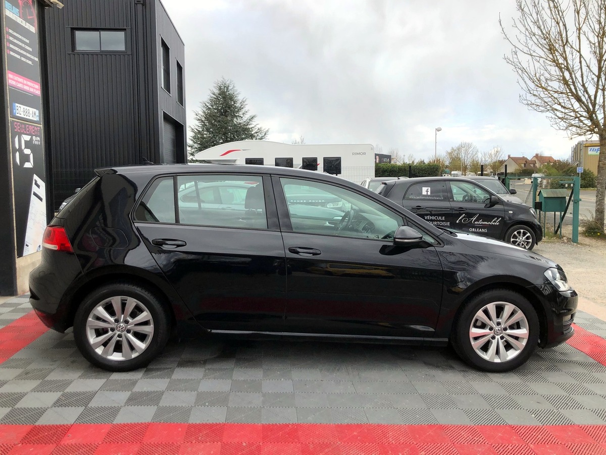 Volkswagen Golf VII 7 1.6 TDI 105 CONFORT BUSINESS