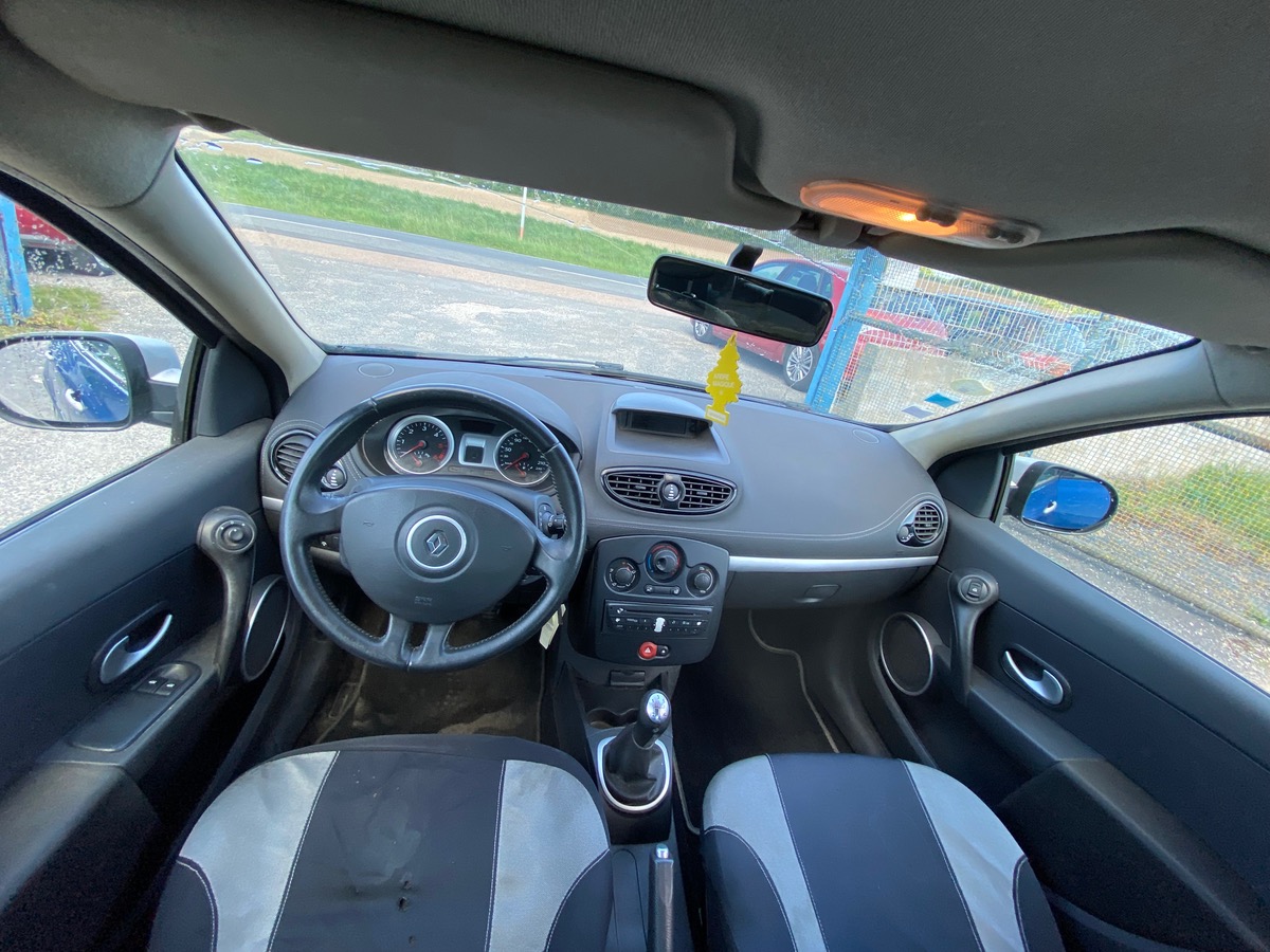 RENAULT Clio 1.5 dci 75cv 2011