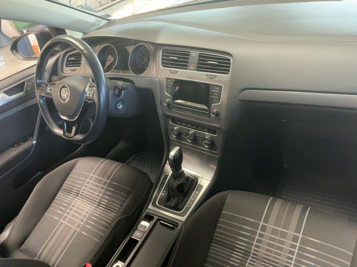 Volkswagen Golf VII 1.2 TSi 110 DSG Lounge