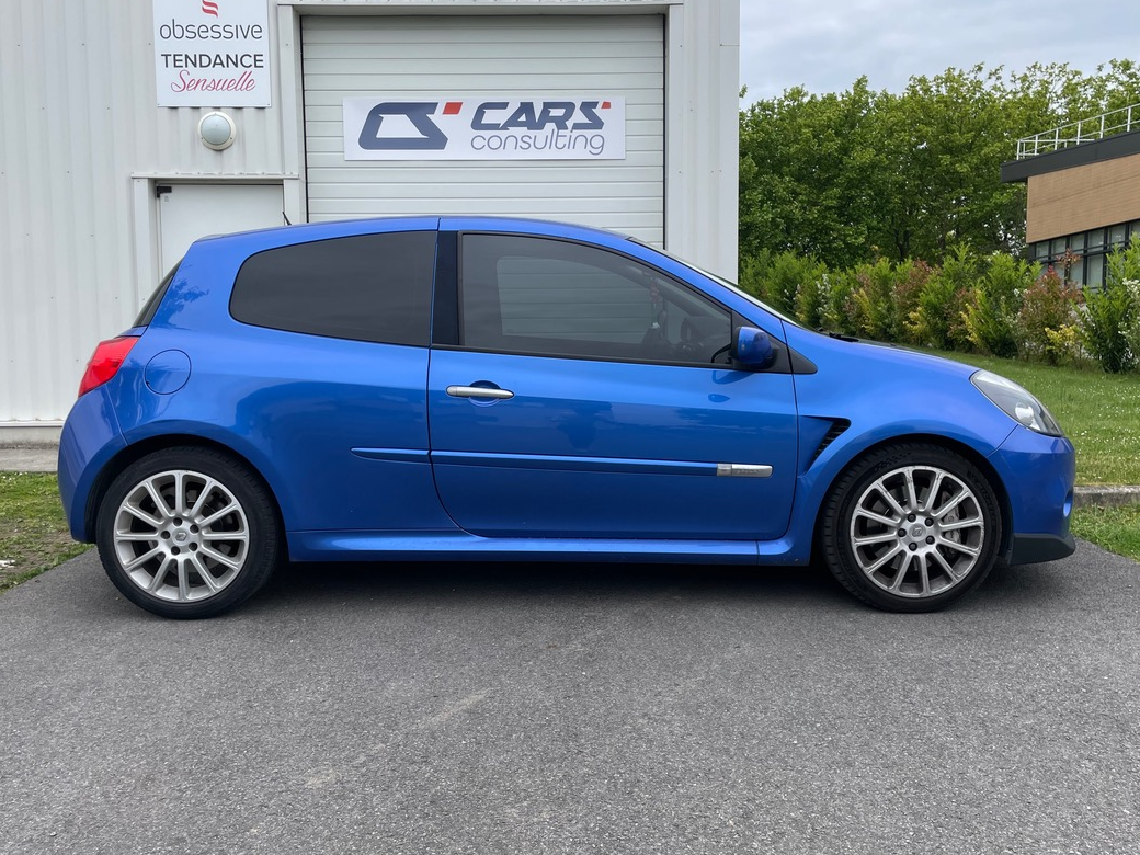 RENAULT Clio III RS 2.0L 200