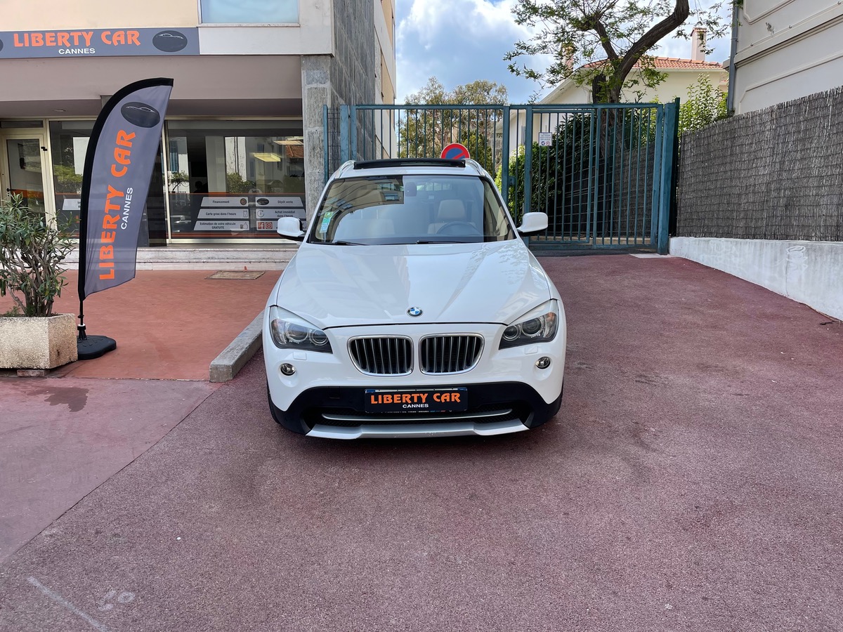 Bmw X1 xdrive 23d 204 CV LUXE  A / TOIT OUVRANT