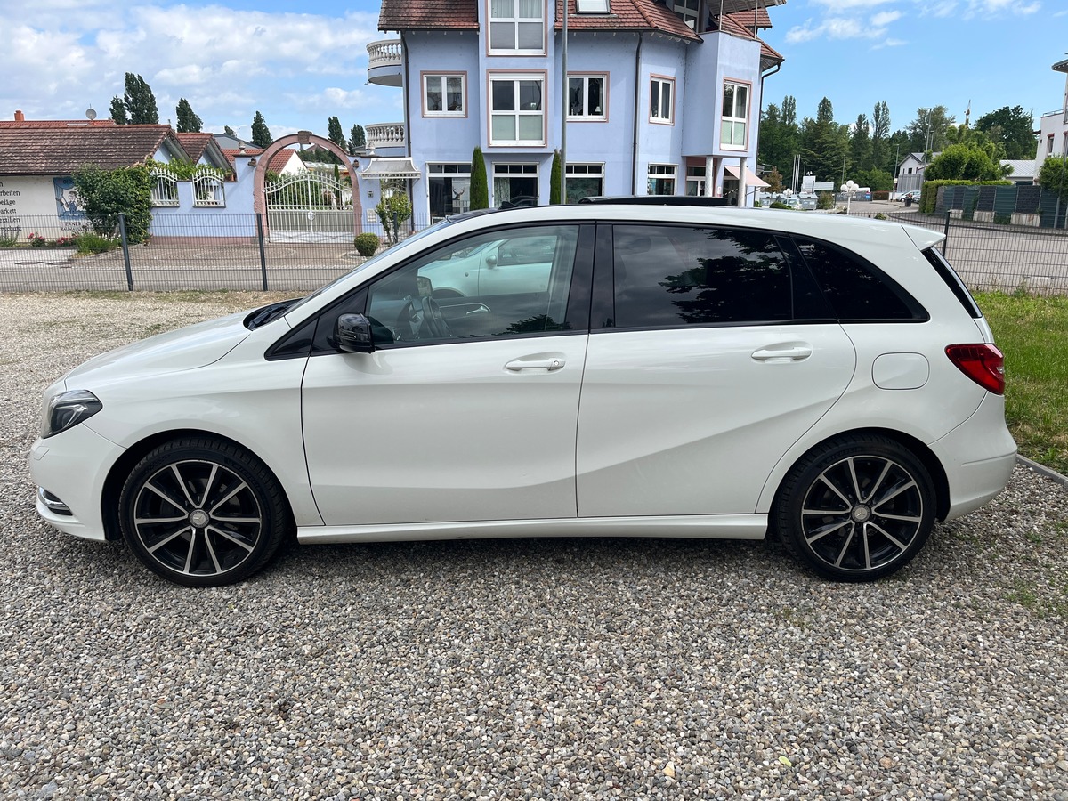 Mercedes-Benz Classe B 180 cdi Fascination, TOIT OUVRANT, RADAR, CAMERA, REGULATEUR