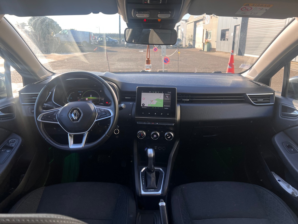 RENAULT Clio V E-TECH 1.6 i 140 Hybrid Boîte auto - ENTRETIEN A JOUR - RADAR DE RECUL - CARPLAY