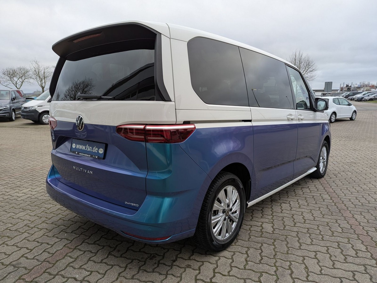 Volkswagen Multivan VII (T7) 1.4 eHybrid 218ch Life Court DSG6