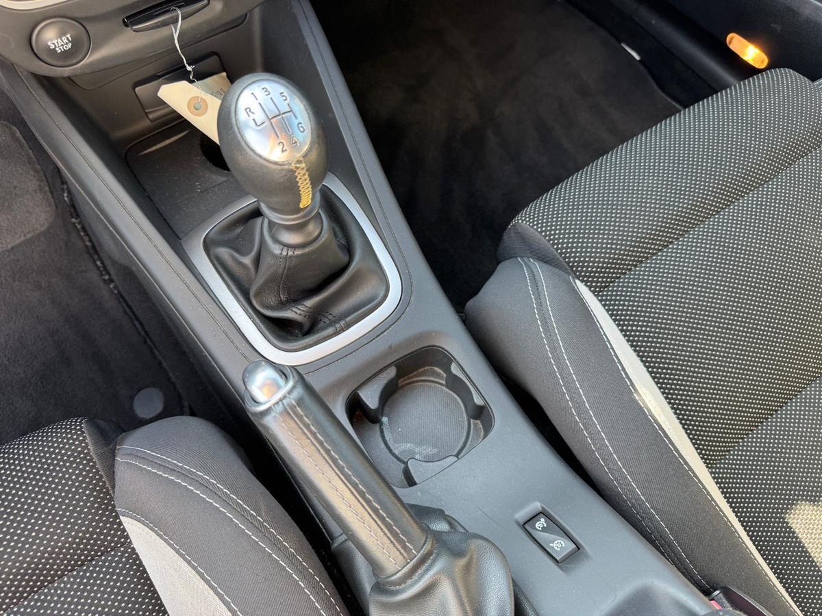 RENAULT Megane III RS 2.0 250 phase 1 Bleue extrême - Garantie
