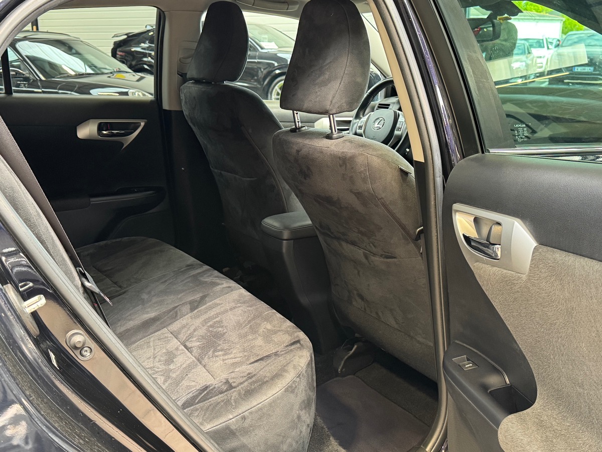 Lexus CT200H 1.8VVT-I 136CV HYBRID CAM/ENTRETIEN COMPLET CONSTRUCTEUR