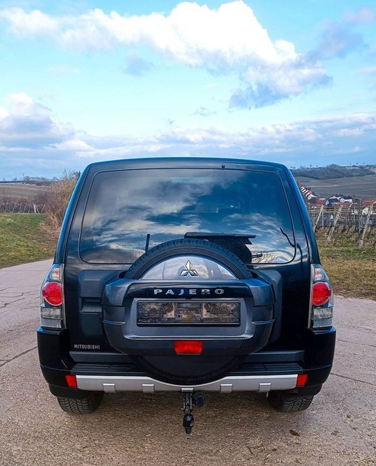 Mitsubishi Pajero 3.2 DI-D Édition 100 Automatique 1 MAIN .