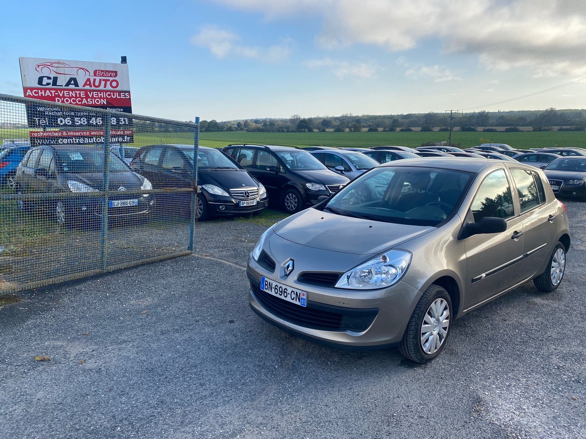 RENAULT Clio 3 1.2i 75cv