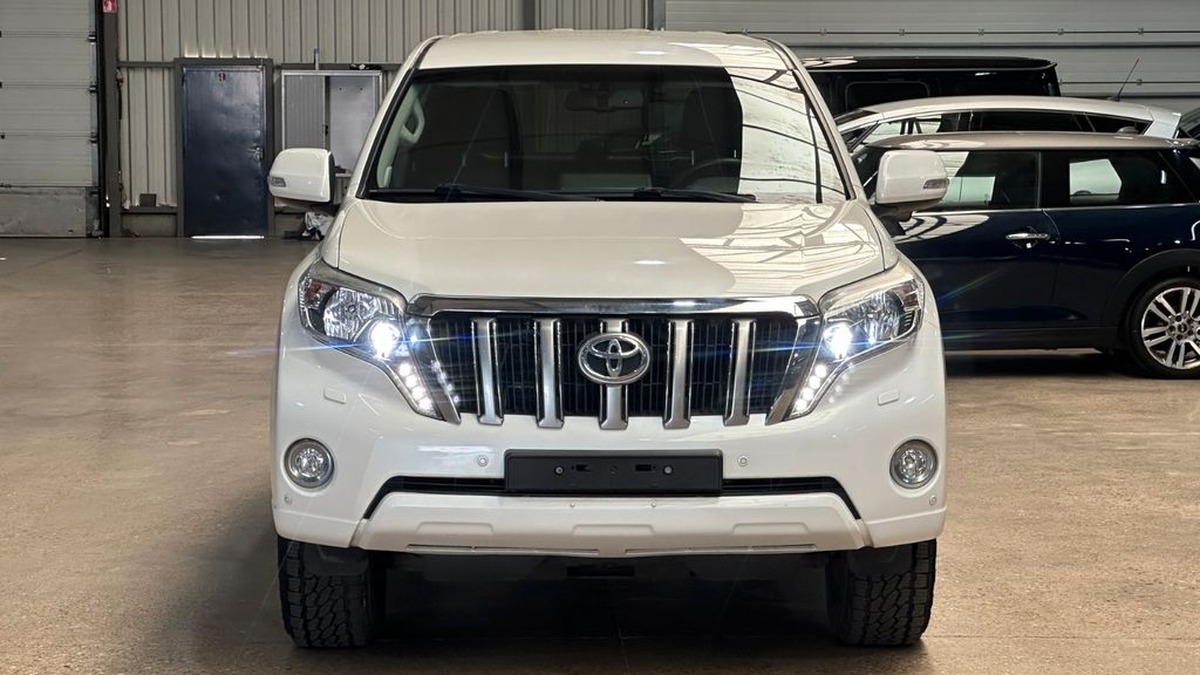 Toyota Land Cruiser SW 3.0 D-4D 190ch Comfort.