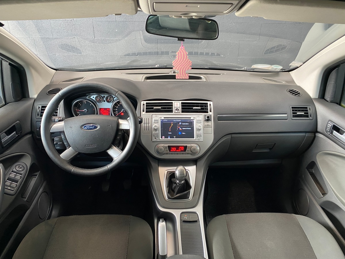 Ford Kuga 2.0 TDCI 140 TREND 4X2