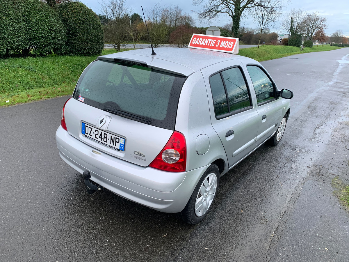 RENAULT Clio 1.5 dci 70CV CAMPUS 136583 KM