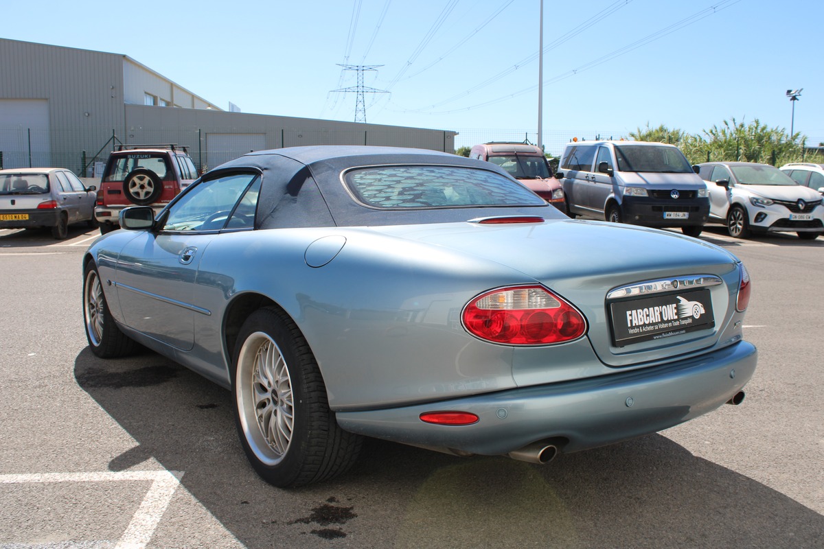 Jaguar XK8 CABRIOLET 4.0 BVA V8