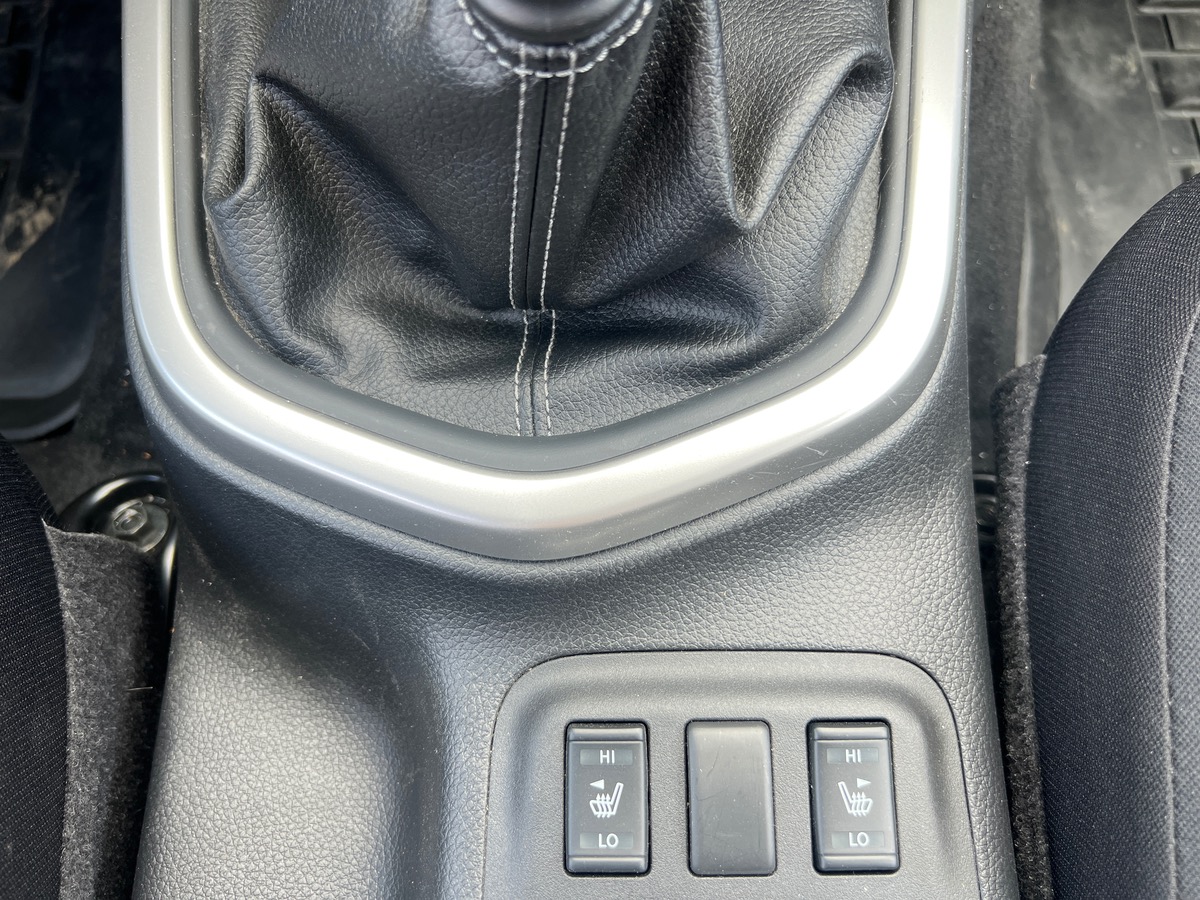 Nissan NISSAN NAVARA 2.3L KING CAB 163ch, SUIVI COMPLET, GARANTIE CONSTRUCTEUR