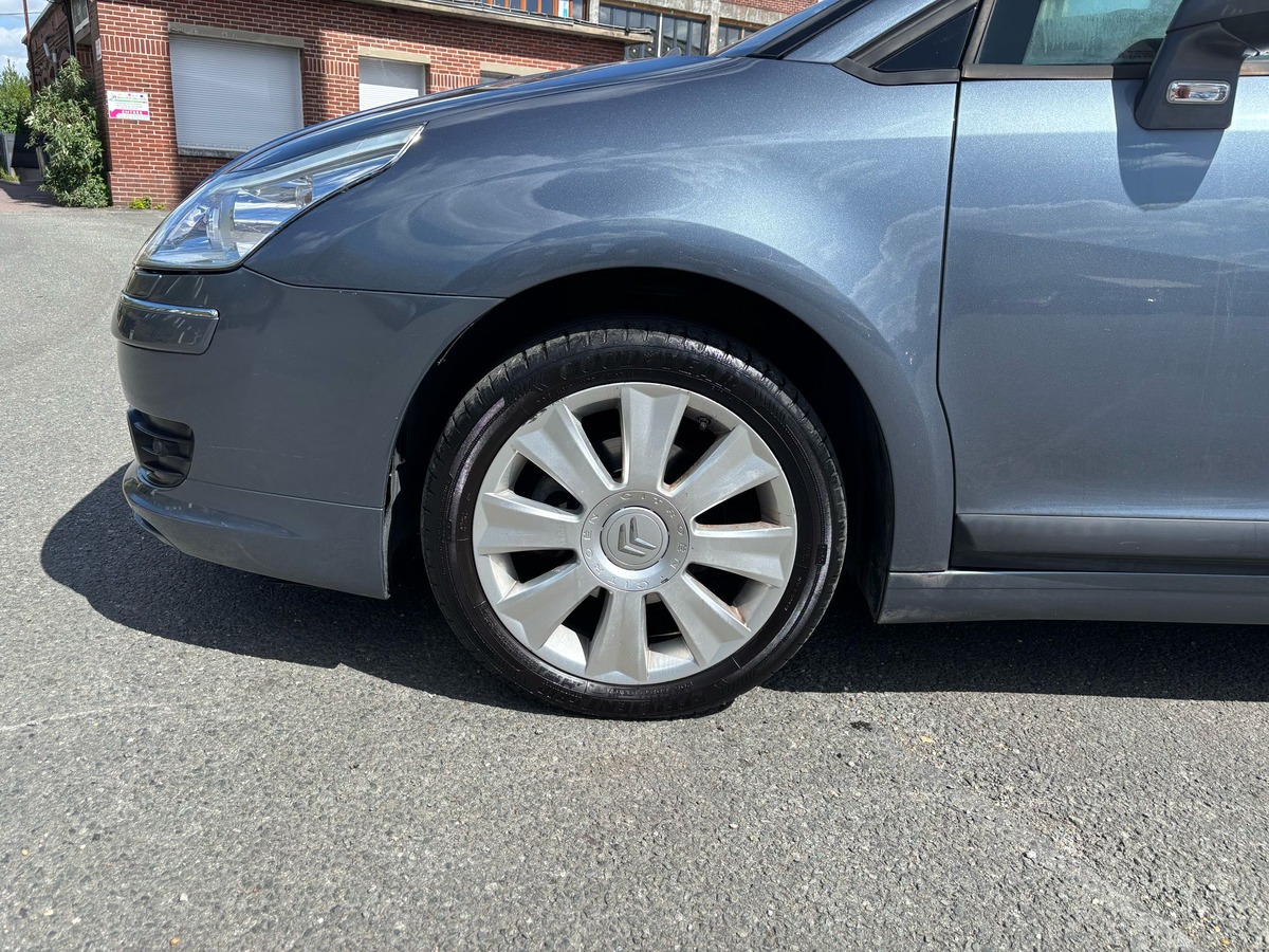 Citroën C4 1.6 HDi 110 Exclusive-Distribution Neuve-Garantie