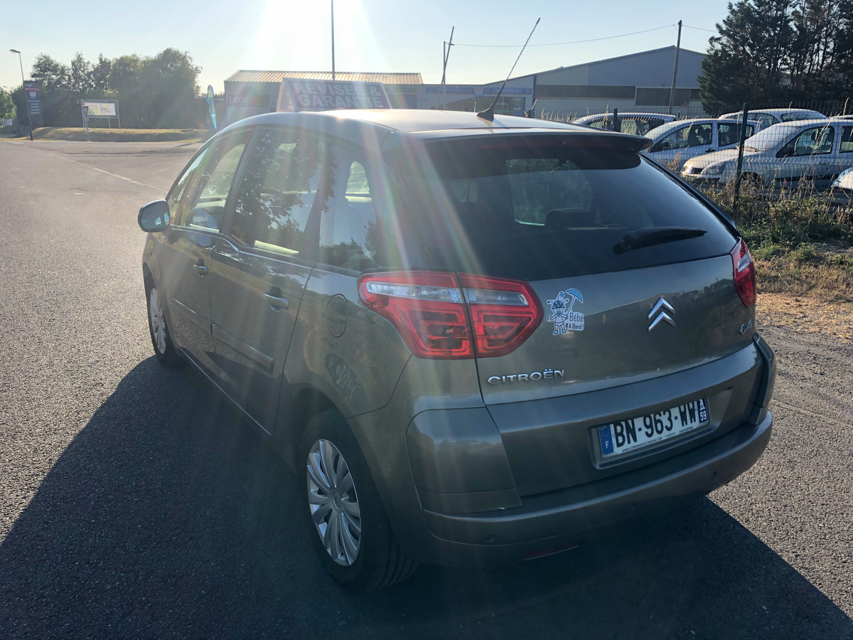 Citroën C4 Picasso 1.6 HDI 110 AIRDREAM 146954 KMS