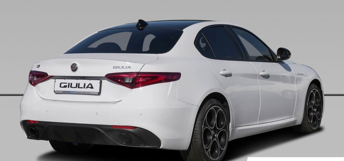 Alfa Romeo Giulia 2.0 TB 280ch Veloce Q4 AT8 Toit ouvrant Harman-Kardon