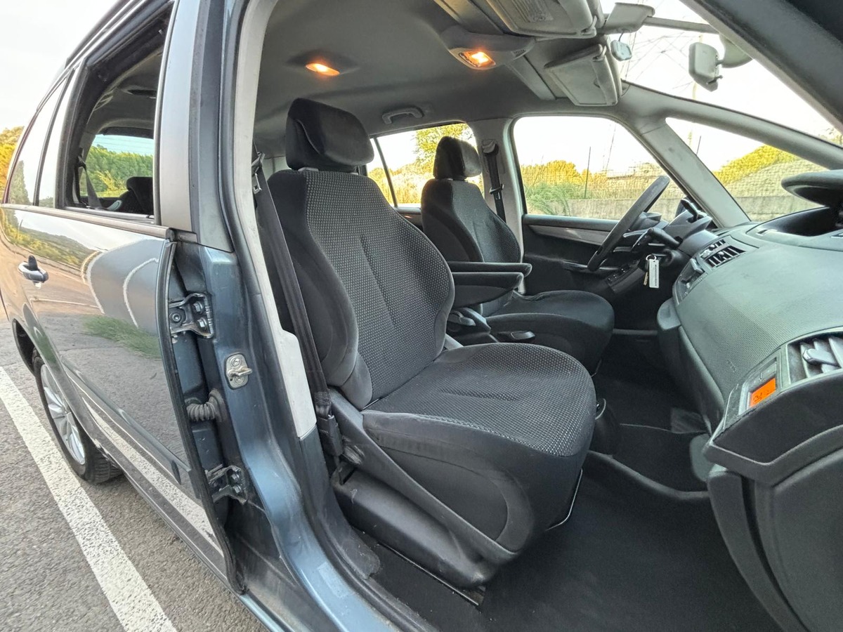 Citroën Grand C4 Picasso 2.0 HDI 138 FAP EXCLUSIVE BMP6 7PL