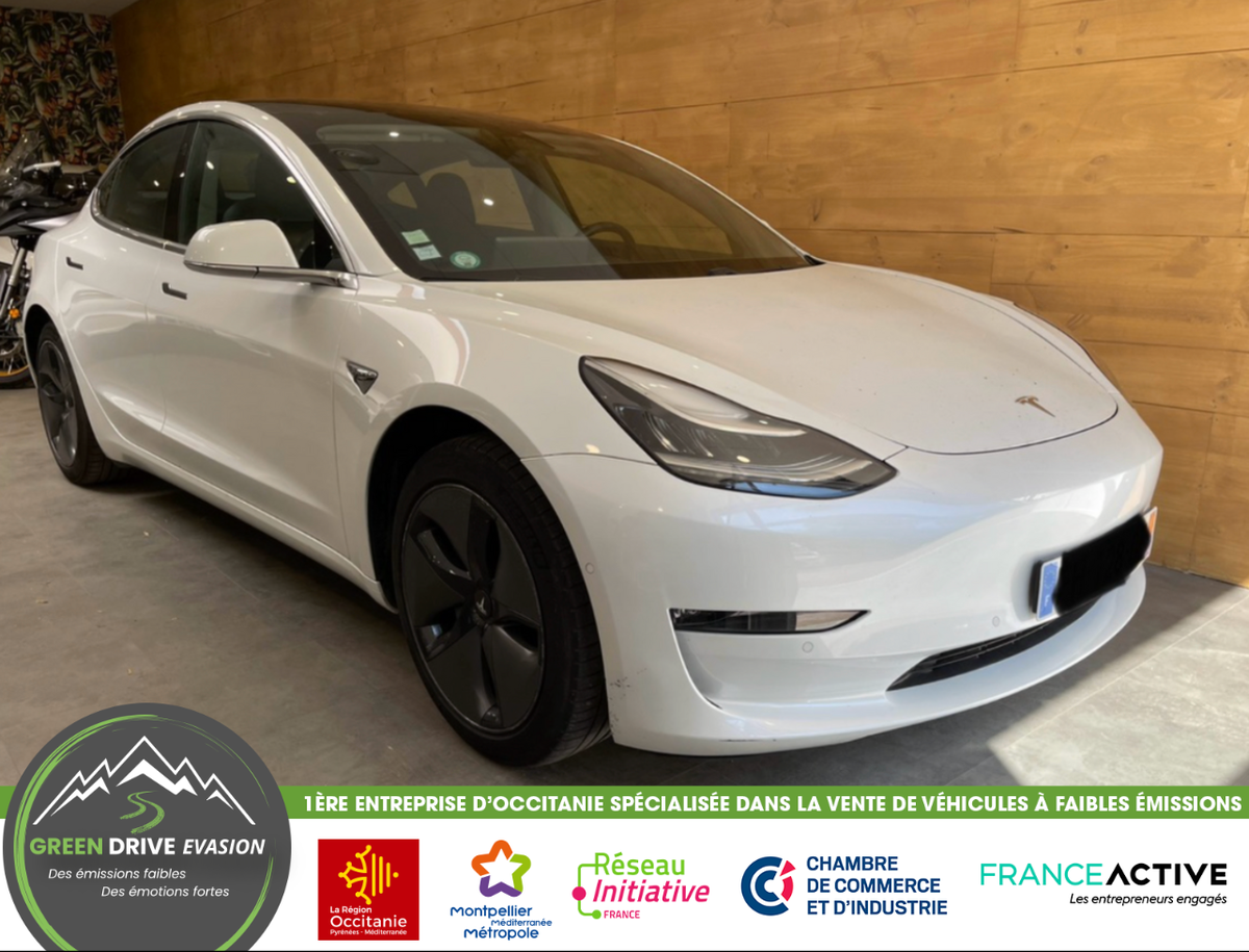 Tesla Model 3 FSD STANDARD RANGE