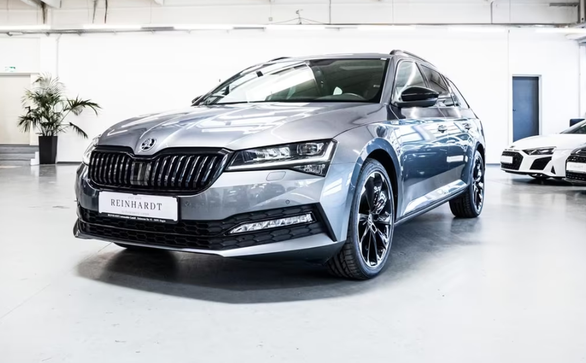 Skoda Superb Combi III 2.0 TDI 200ch SCR Sportline 4x4 DSG7 Full options