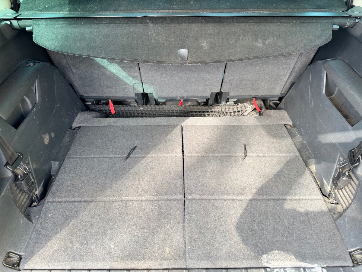 Peugeot 5008 Phase 2 1.6 156 cv Boîte auto 7 PLACES - TOIT PANORAMIQUE - SIEGES CHAUFFANTS