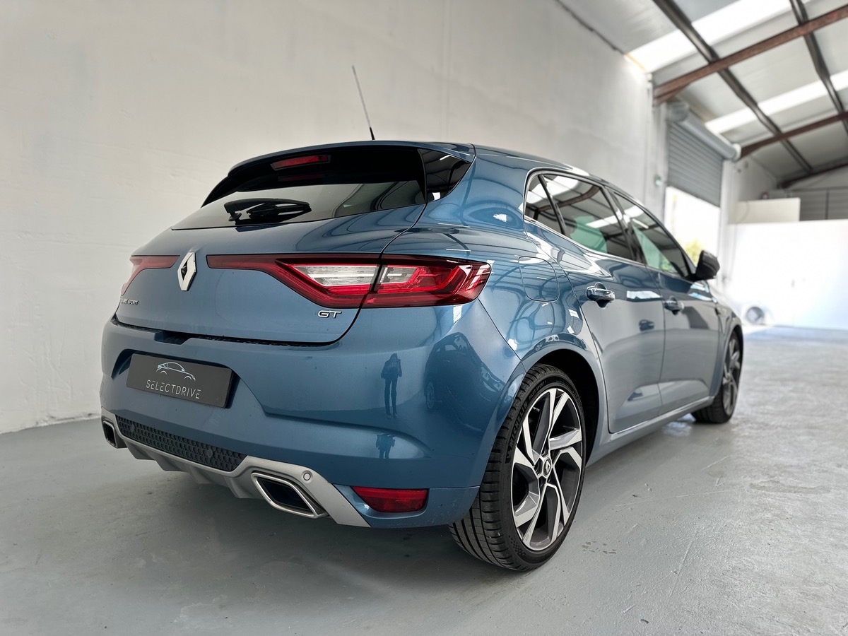 RENAULT Megane GT 1.6 TCe 205ch energy EDC Apple CarPlay