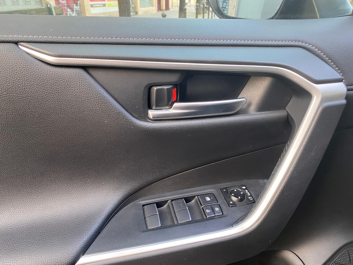 Toyota RAV4 Dynamic 2WD 218ch Carplay