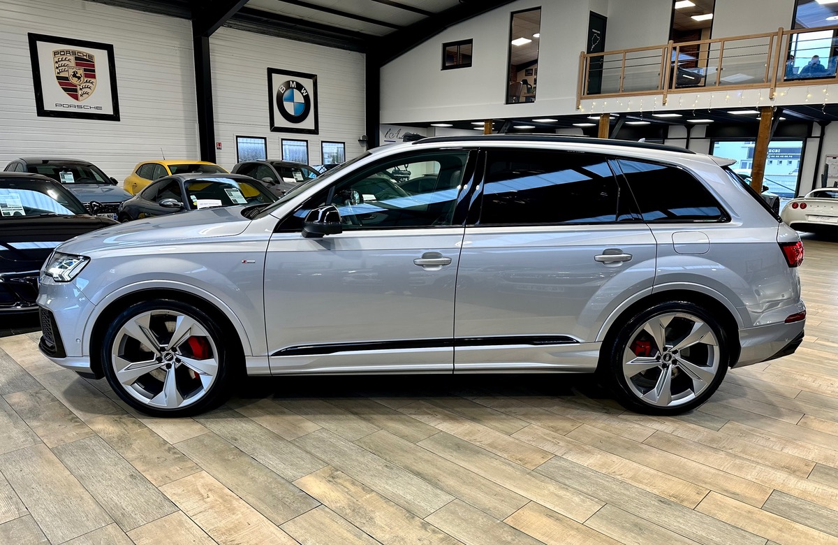 Audi Q7 II (2) 60 TFSIE 3.0 456 Compétition Quattro Tiptronic 8 Options+++